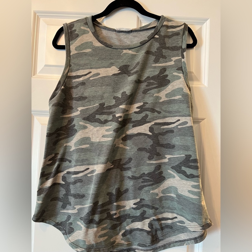 Camo Sleeveless Top